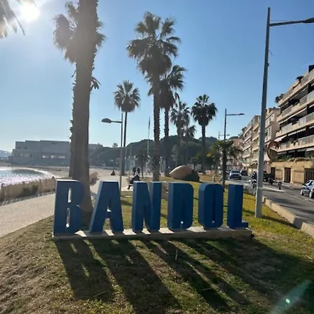Appartement Vue Et A 20m De La Avec Parking Marindore *